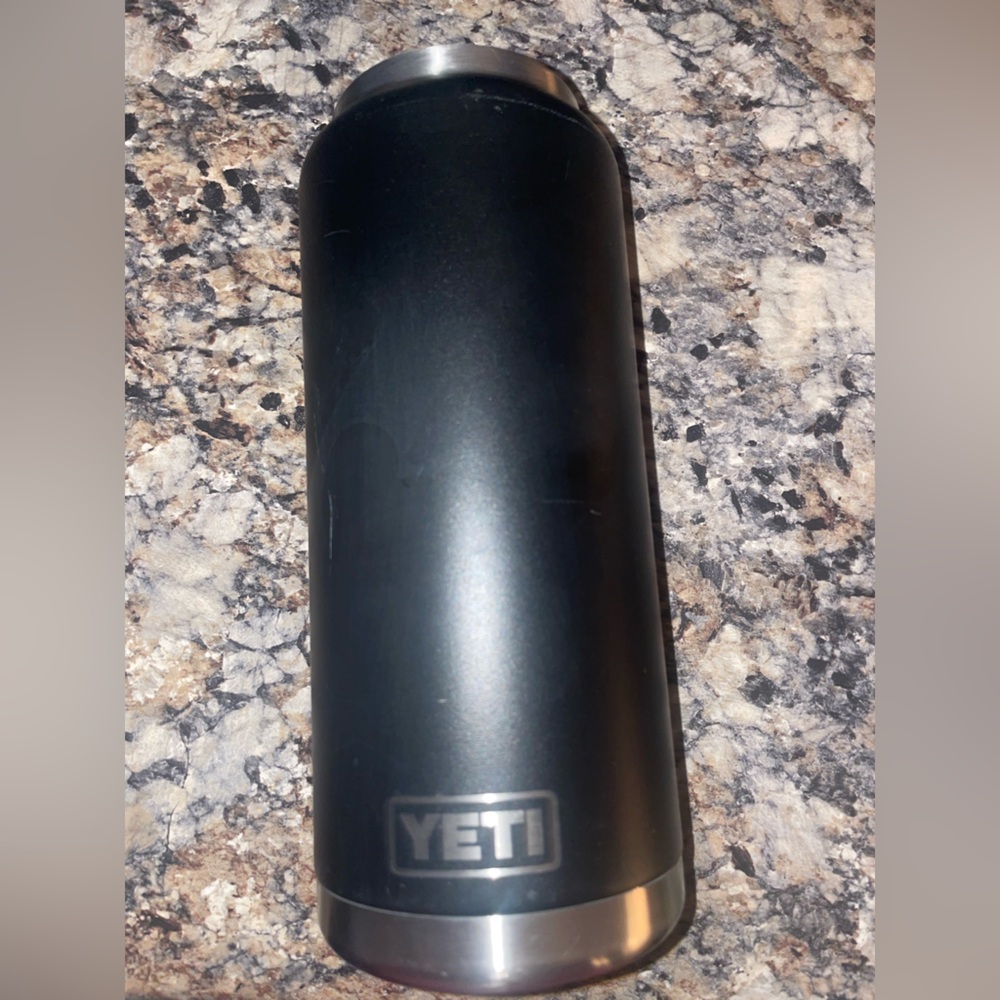 🐻Set of YETI lids and 36oz YETI 🐻